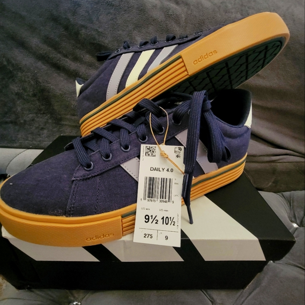 Men's 9.5 Adidas Daily 4.0 Sneakers - Denim Blue *Brand New*
